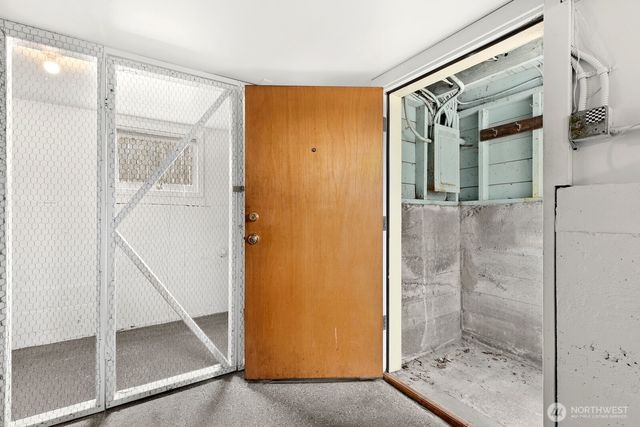 4052 44th Avenue SW, Seattle, WA 98116