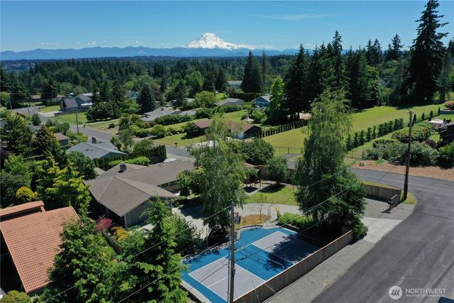 8523 67th Avenue Ct E, Puyallup, WA 98371