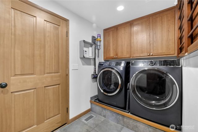 8523 67th Avenue Ct E, Puyallup, WA 98371