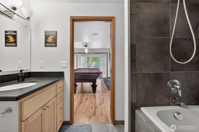8523 67th Avenue Ct E, Puyallup, WA 98371