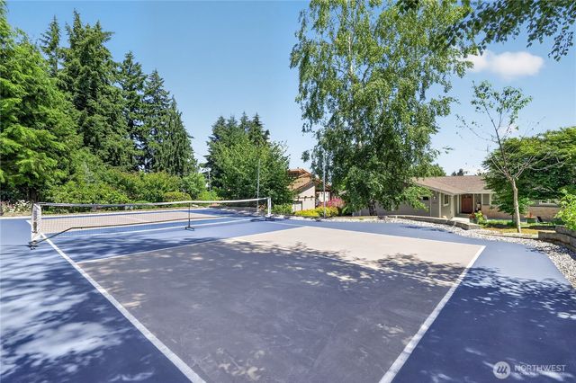 8523 67th Avenue Ct E, Puyallup, WA 98371
