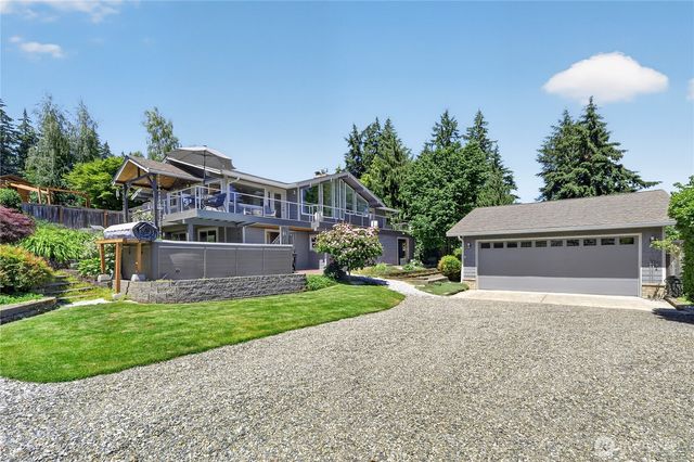 8523 67th Avenue Ct E, Puyallup, WA 98371