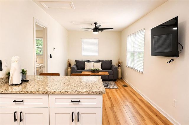 1401 Mcclelland Avenue, East Point, GA 30344
