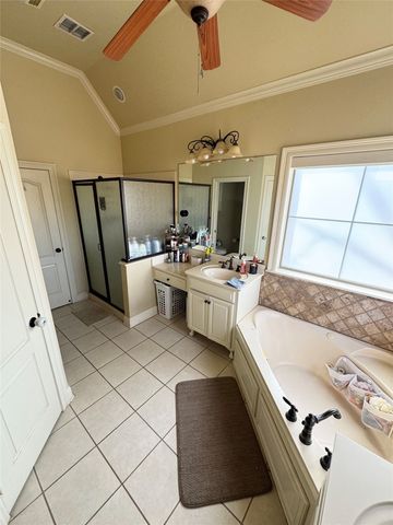 1005 Fawn Holw, Bossier City, LA 71111