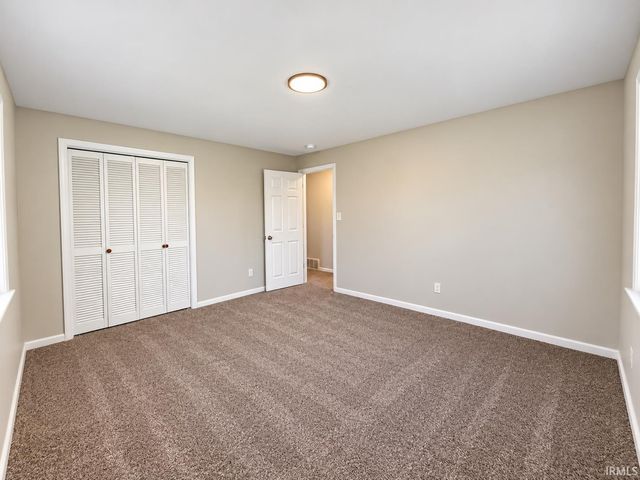 18502 Victoria Drive, Goshen, IN 46526