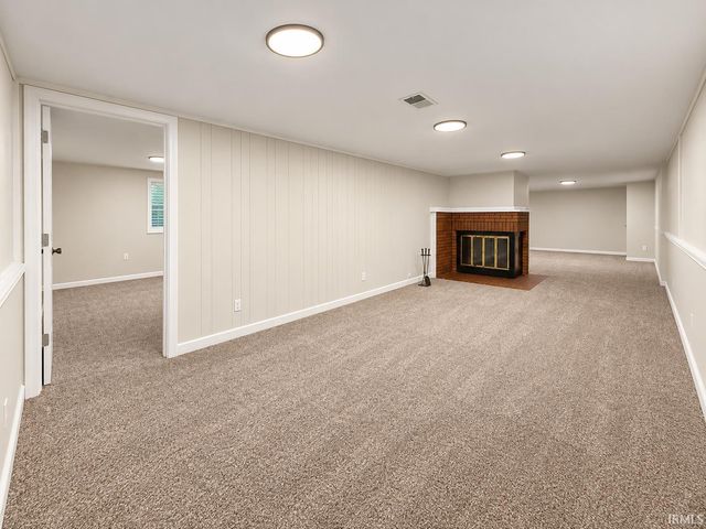 18502 Victoria Drive, Goshen, IN 46526