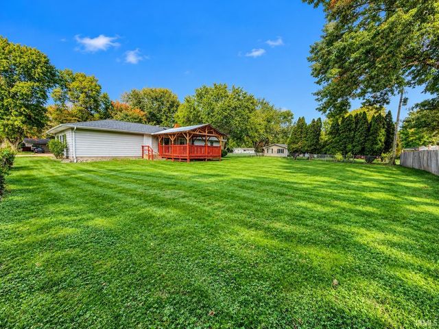 18502 Victoria Drive, Goshen, IN 46526