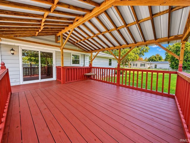 18502 Victoria Drive, Goshen, IN 46526