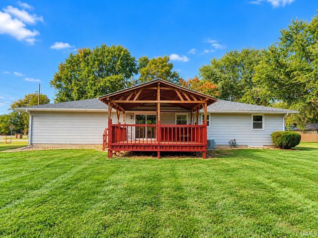 18502 Victoria Drive, Goshen, IN 46526