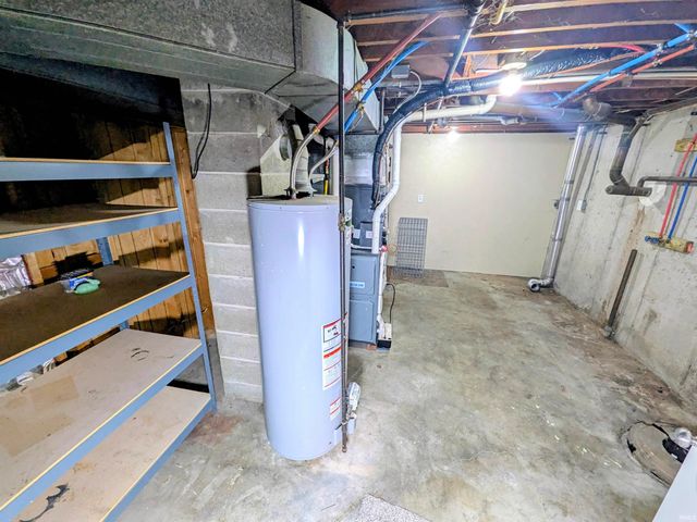 18502 Victoria Drive, Goshen, IN 46526