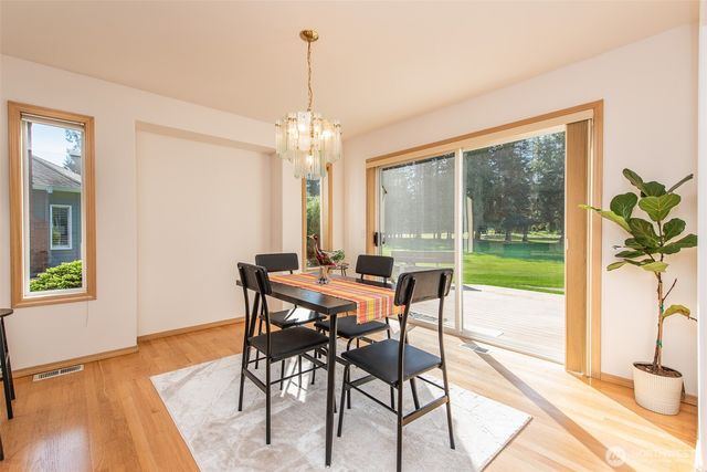 292 Foursome Drive, Sequim, WA 98382
