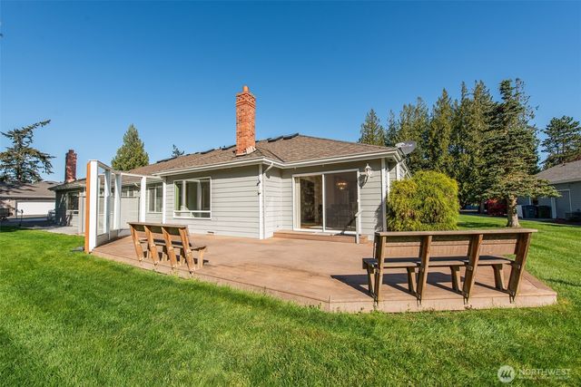 292 Foursome Drive, Sequim, WA 98382