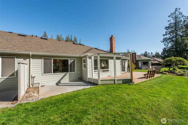 292 Foursome Drive, Sequim, WA 98382