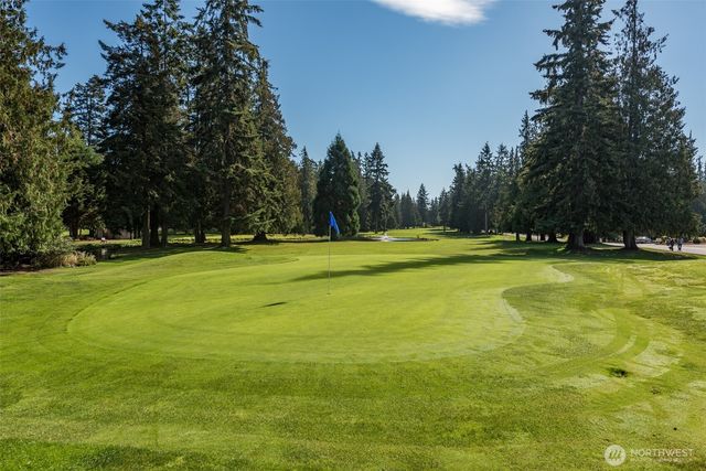 292 Foursome Drive, Sequim, WA 98382