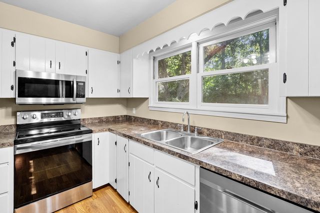 7423 Ravine Road, Alamo Twp, MI 49009
