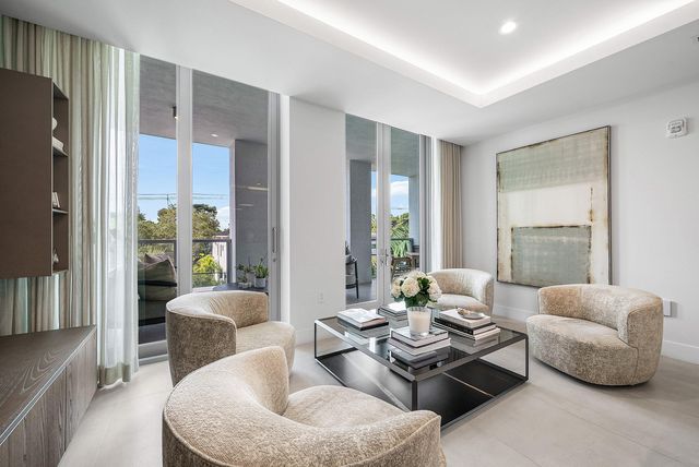 475 E ROYAL PALM Road 306, Boca Raton, FL 33432