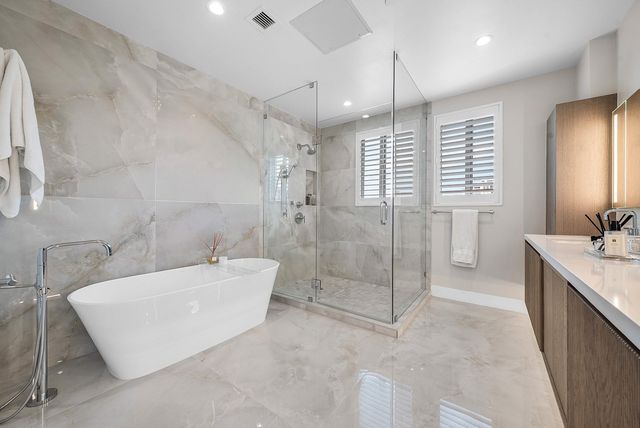 475 E ROYAL PALM Road 306, Boca Raton, FL 33432