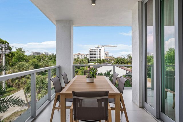 475 E ROYAL PALM Road 306, Boca Raton, FL 33432