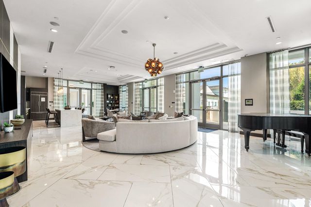 475 E ROYAL PALM Road 306, Boca Raton, FL 33432
