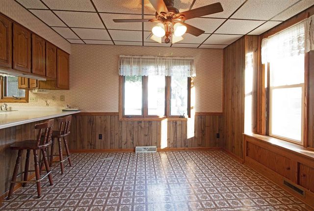 357 W Monroe Street, Spring Green, WI 53588