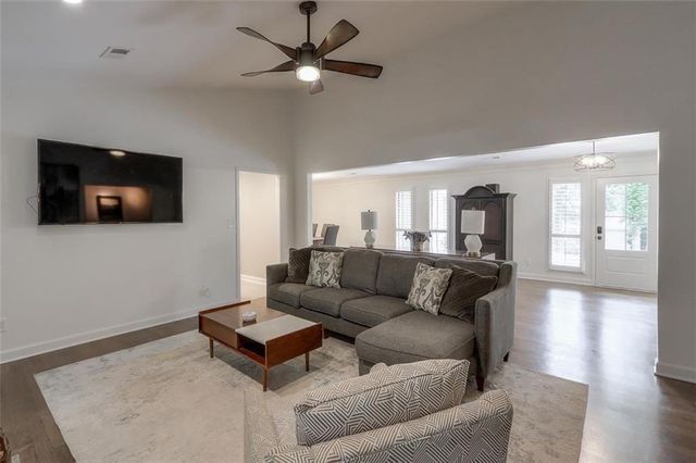 392 Greenfield Court, Marietta, GA 30068