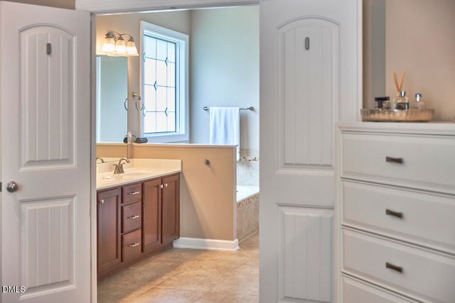 2106 Hemlock Hill Drive, Durham, NC 27703