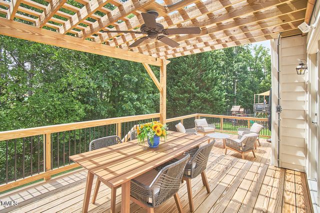 2106 Hemlock Hill Drive, Durham, NC 27703