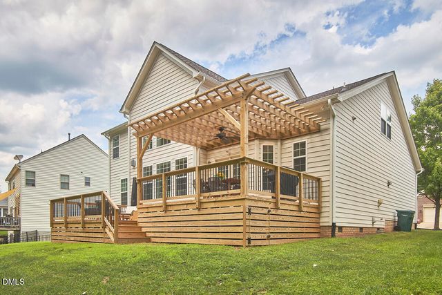 2106 Hemlock Hill Drive, Durham, NC 27703