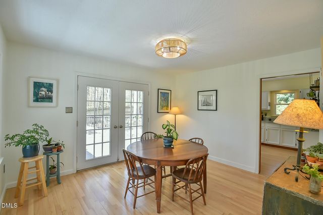 1423 Indian Camp Road, Chapel Hill, NC 27516