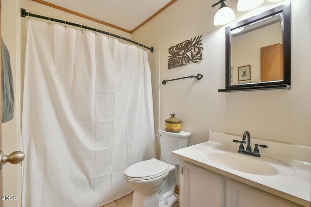 1423 Indian Camp Road, Chapel Hill, NC 27516