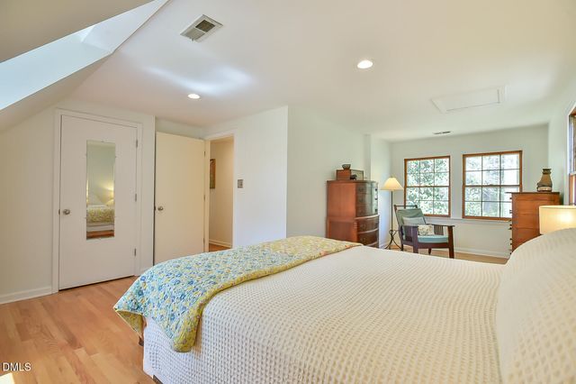 1423 Indian Camp Road, Chapel Hill, NC 27516