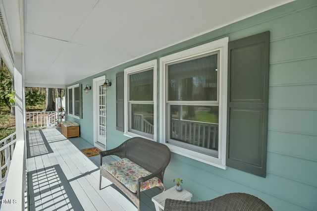 1423 Indian Camp Road, Chapel Hill, NC 27516