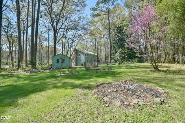1423 Indian Camp Road, Chapel Hill, NC 27516