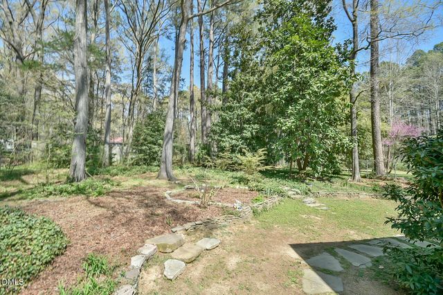 1423 Indian Camp Road, Chapel Hill, NC 27516