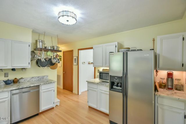 1423 Indian Camp Road, Chapel Hill, NC 27516