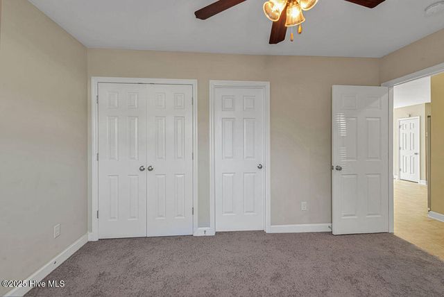 188 Pine Hollow Road, Holly Ridge, NC 28445