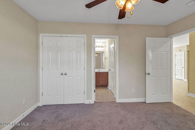 188 Pine Hollow Road, Holly Ridge, NC 28445