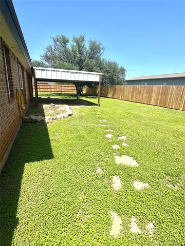 717 Groves Road, Tuscola, TX 79562
