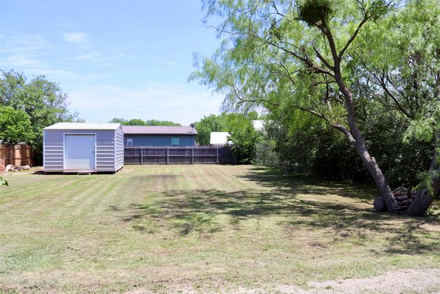 717 Groves Road, Tuscola, TX 79562