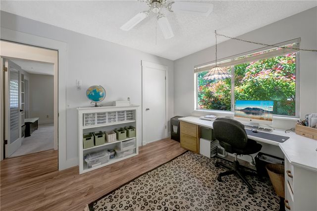 16675 Mountain View Drive, Cobb, CA 95426