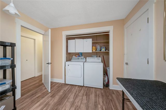 16675 Mountain View Drive, Cobb, CA 95426