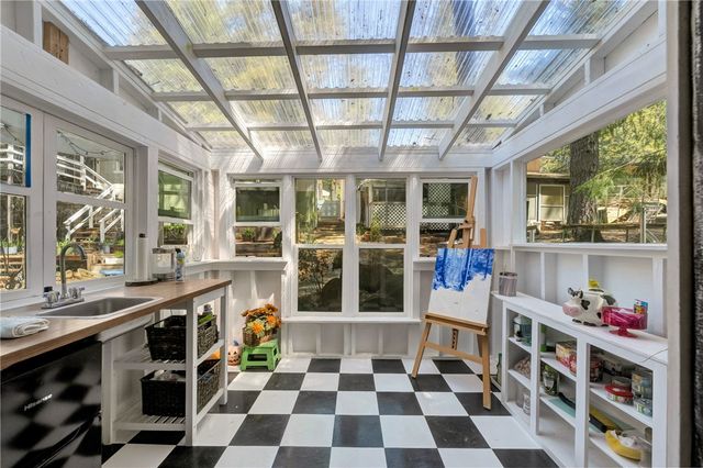 16675 Mountain View Drive, Cobb, CA 95426