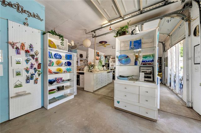 16675 Mountain View Drive, Cobb, CA 95426