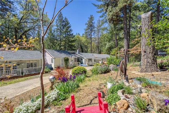 16675 Mountain View Drive, Cobb, CA 95426