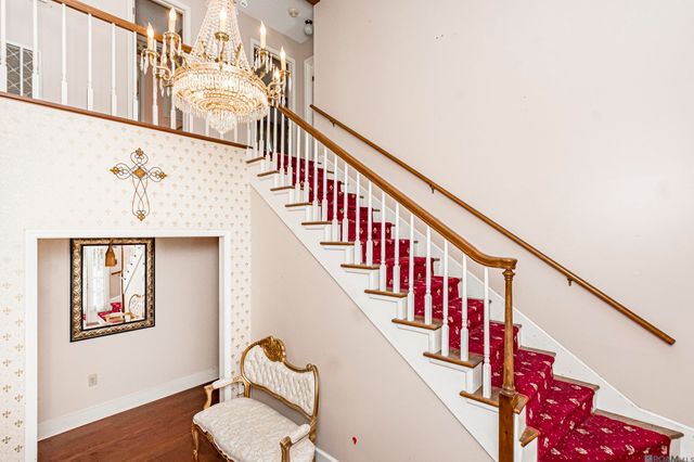 12111 N Lake Sherwood Ave, Baton Rouge, LA 70816