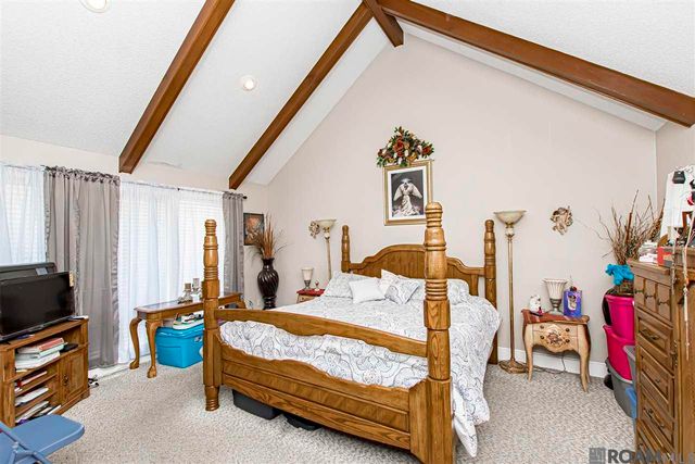 12111 N Lake Sherwood Ave, Baton Rouge, LA 70816