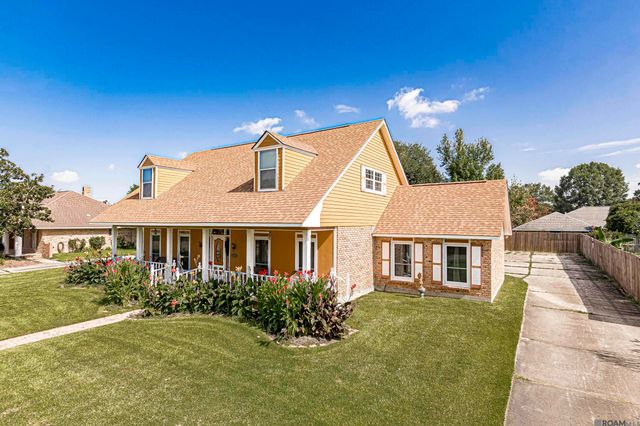 12111 N Lake Sherwood Ave, Baton Rouge, LA 70816