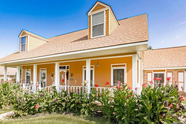 12111 N Lake Sherwood Ave, Baton Rouge, LA 70816