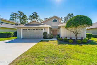 38 Treetop Circle, Ormond Beach, FL 32174