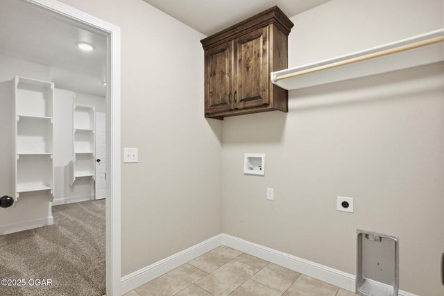 2020 Addis Peace Lane, Joplin, MO 64804